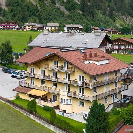 Appartements Zur Sonne Neustift im Stubaital Bagian luar foto